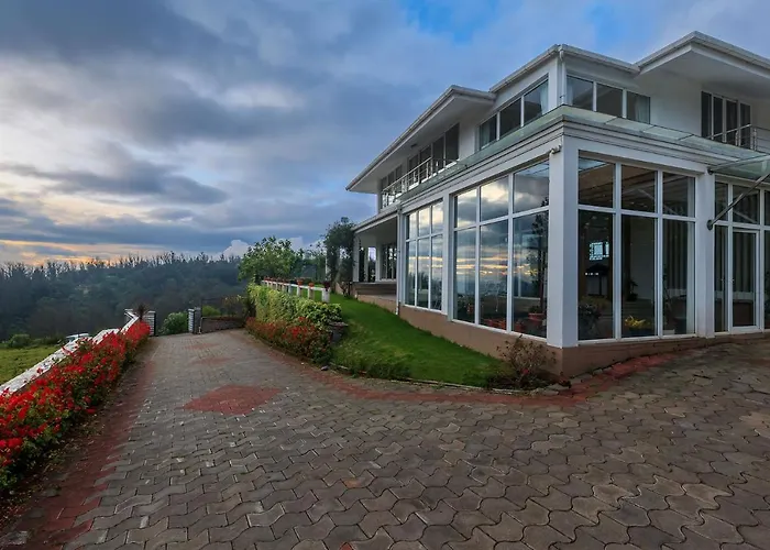 Stayvista At The Lilly Ooty With Breakfast